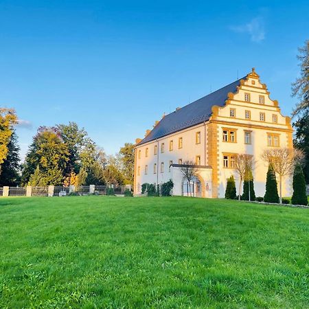 Loft Apartments Decin Bagian luar foto