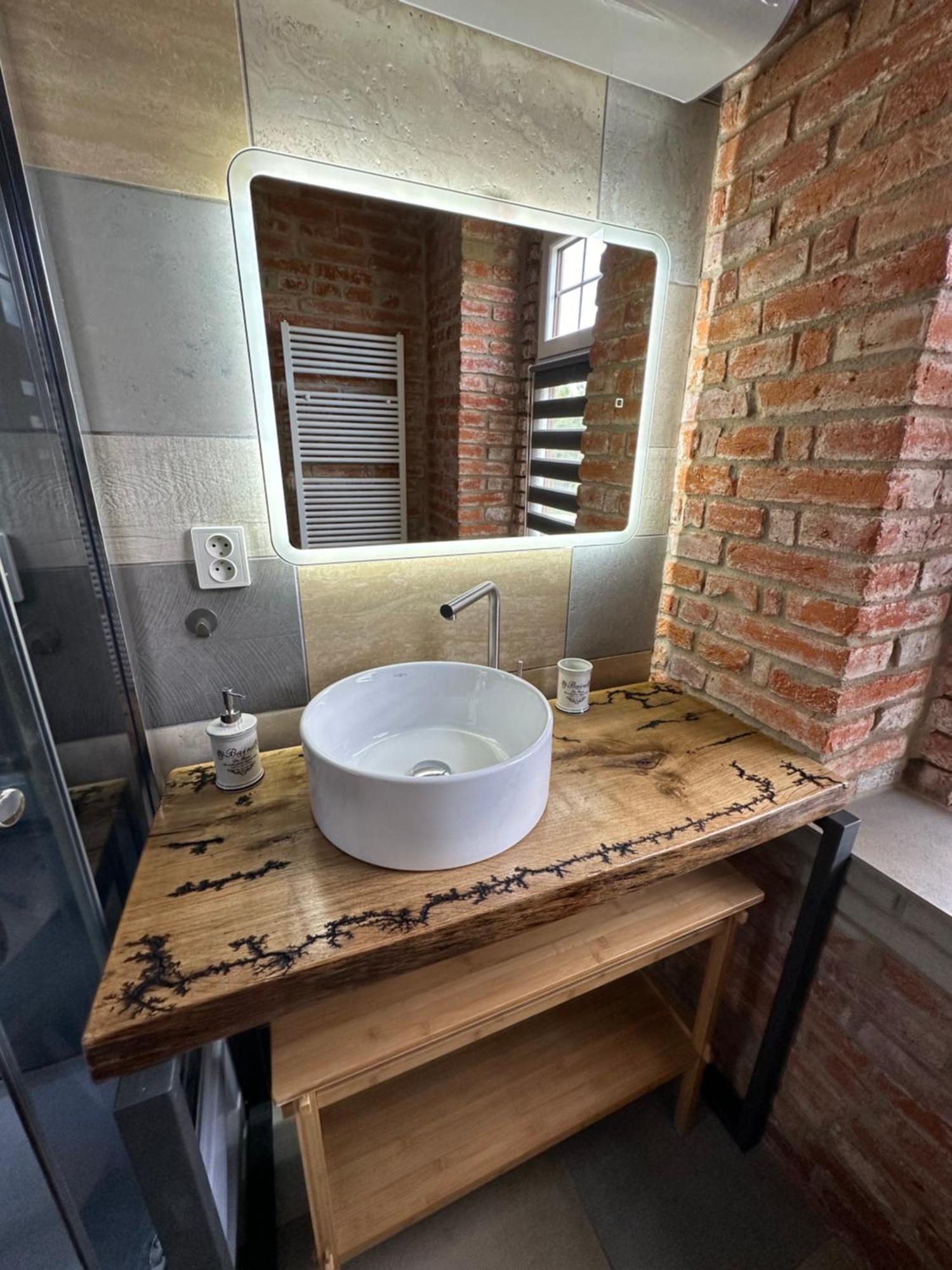 Loft Apartments Decin Bagian luar foto